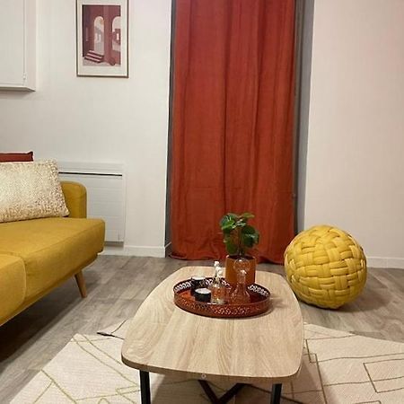 Comme Un Air De Provence A Blois Apartment Bagian luar foto