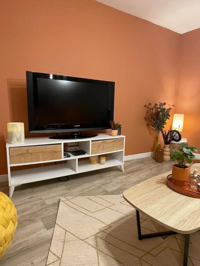 Comme Un Air De Provence A Blois Apartment Bagian luar foto