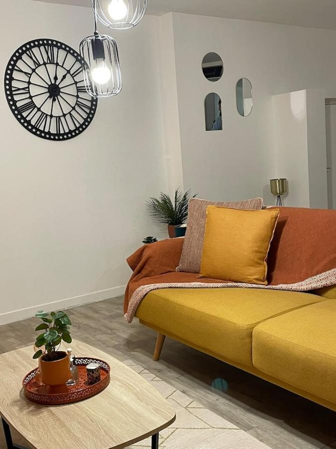 Comme Un Air De Provence A Blois Apartment Bagian luar foto