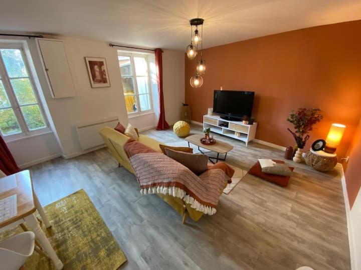 Comme Un Air De Provence A Blois Apartment Bagian luar foto